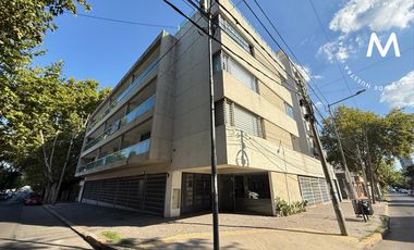 Departamento en venta de 3 ambientes con cochera - San Martin