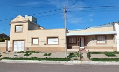 Casa en General Acha