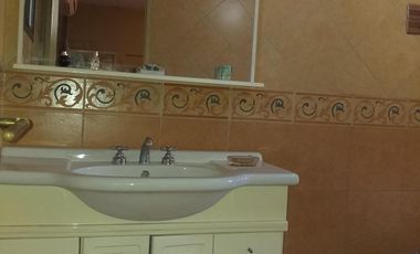 VENTA DE CASA 4 AMBIENTES EN RAMOS MEJIA