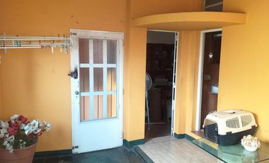 VENTA DE CASA 4 AMBIENTES EN RAMOS MEJIA