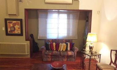 VENTA DE CASA 4 AMBIENTES EN RAMOS MEJIA