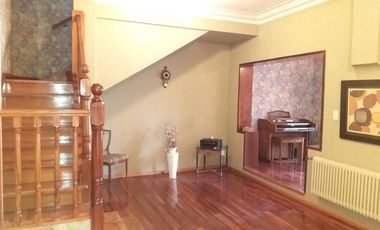 VENTA DE CASA 4 AMBIENTES EN RAMOS MEJIA