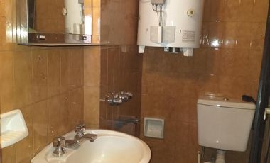 VENTA DE CASA 4 AMBIENTES EN RAMOS MEJIA
