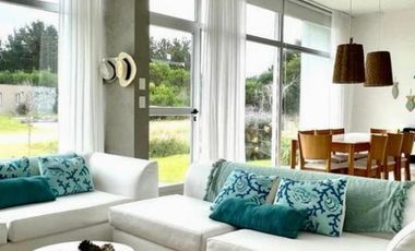 CASA 4 AMBIENTES EN VENTA, BARRIO PRIVADO COSTA ESMERALDA, PINAMAR