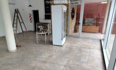 Local en Villa Elisa