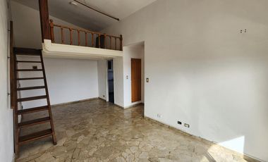 Depto 2 Ambientes Frente con Balcón – San Martín – Vista Abierta