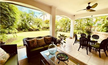 Venta | Alquiler - Casa en Antigua, Costa del Este