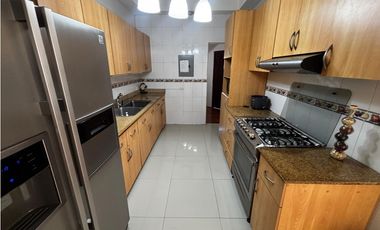 ALQUILER DE CASA 240M EN COLÓN MARGARITA DE 3 HABITACIONES AMOBLADO