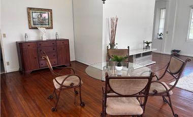 ALQUILER DE CASA 240M EN COLÓN MARGARITA DE 3 HABITACIONES AMOBLADO