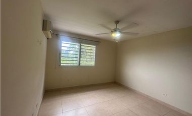 En alquiler- Casa Semiamueblada en Limajo, Condado del Rey