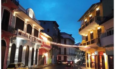 SE VENDE EDIFICIO EN CASCO VIEJO CASA FLOW 300M PARA INVERSION  2 PISO