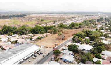 SE VENDE TERRENO EN PACORA  SOBRE VIA PRICIPAL 9000M AREA PLANA YG