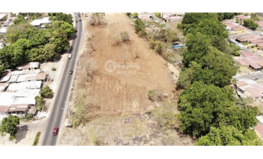 SE VENDE TERRENO EN PACORA  SOBRE VIA PRICIPAL 9000M AREA PLANA YG