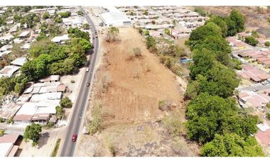 SE VENDE TERRENO EN PACORA  SOBRE VIA PRICIPAL 9000M AREA PLANA YG