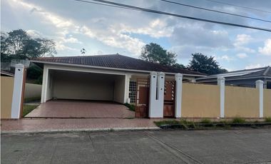 LA CHORRERA / EL ESPINO / VILLA HERMOSA / 1000M / 3HABITACION / AG