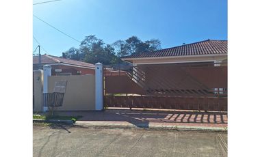 LA CHORRERA / EL ESPINO / VILLA HERMOSA / 1000M / 3HABITACION / AG