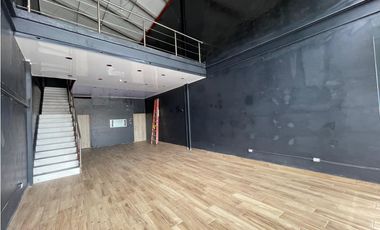 SE ALQUILA LOCAL EN MIDTOWN PLAZA TUMBA MUERTO CON MEZZANINE