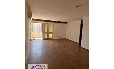 Se Alquila Amplio y Hermoso Dpto c/balcon de 3 Dor en Alto Alberdi