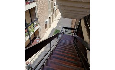 Se Alquila Amplio y Hermoso Dpto c/balcon de 3 Dor en Alto Alberdi