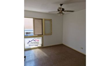 Se Alquila Amplio y Hermoso Dpto c/balcon de 3 Dor en Alto Alberdi