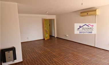 Se Alquila Amplio y Hermoso Dpto c/balcon de 3 Dor en Alto Alberdi