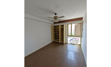 Se Alquila Amplio y Hermoso Dpto c/balcon de 3 Dor en Alto Alberdi