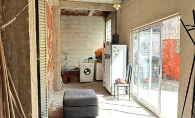 Casa en venta en Lanus Oeste