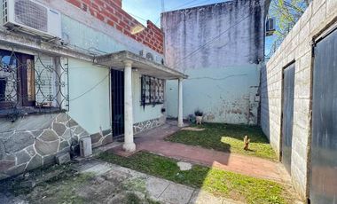 Casa en venta en Lanus Oeste