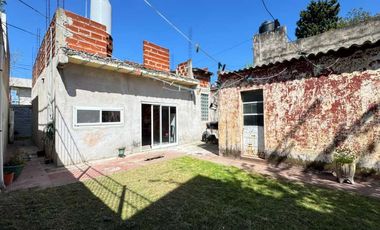 Casa en venta en Lanus Oeste