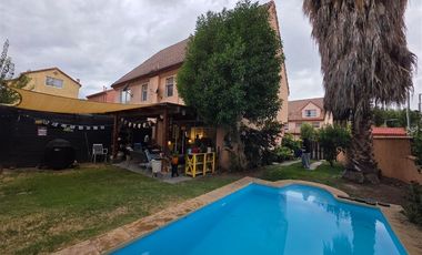 Casa en Venta en Av. El Guanaco Norte