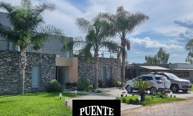 Venta con Renta en La Magdalena Canning - 3 dorm  escrit.    depend.