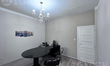 Casa 3 amb con patio, cochera y quincho en Villa Bosch