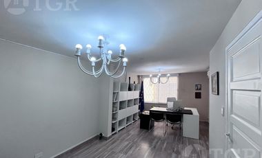 Casa 3 amb con patio, cochera y quincho en Villa Bosch