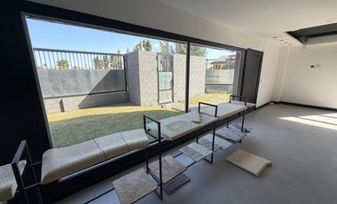 Alquiler Excelente Deposito Parque Industrial Burzaco