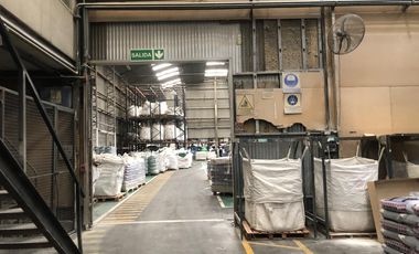 Depósito y Fabrica en Alquiler en Tres de Febrero