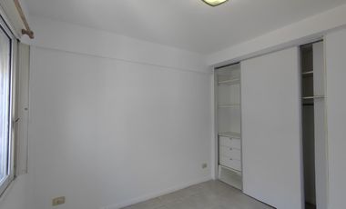 DEPARTAMENTO DOS AMBIENTES CON COCHERA