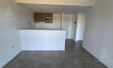 Departamento en Canning Center