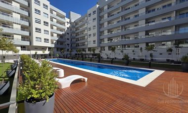 Departamento en Canning Center