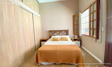 Casa en venta, 3 ambientes en Quilmes. Apto credito