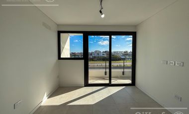 CASA DE CATEGORIA EN VENTA GREENVILLE HUDSON A ESTRENAR 4 AMBIENTES CON PISCINA