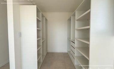 CASA DE CATEGORIA EN VENTA GREENVILLE HUDSON A ESTRENAR 4 AMBIENTES CON PISCINA