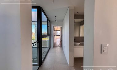 CASA DE CATEGORIA EN VENTA GREENVILLE HUDSON A ESTRENAR 4 AMBIENTES CON PISCINA