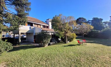 Casa en venta  Villa Elisa