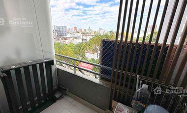 Exc. Monoambiente al Frente con Balcón