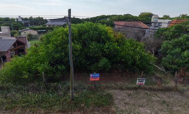 Terreno en  venta de 720m a 100mts de la playa