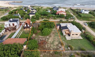 Terreno en  venta de 720m a 100mts de la playa