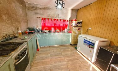 Anticipo y cuotas - Casa 3 ambientes con pileta - Moreno