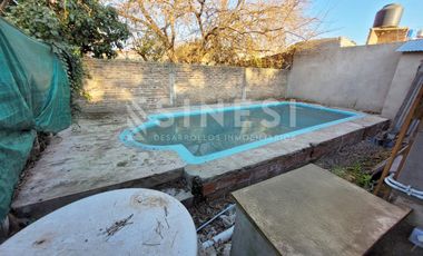 Anticipo y cuotas - Casa 3 ambientes con pileta - Moreno