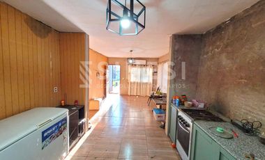 Anticipo y cuotas - Casa 3 ambientes con pileta - Moreno