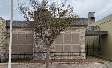 VENTA - CASA - ALMAFUERTE 1245 - San Pedro (Bs.As)